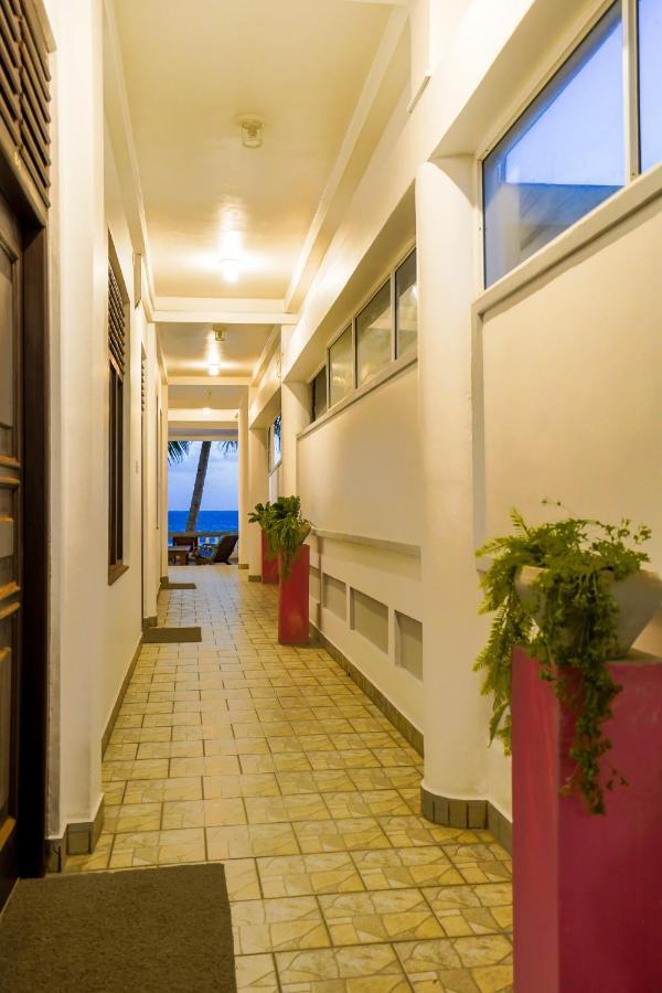 Blue Sky Beach Resort Unawatuna Bagian luar foto